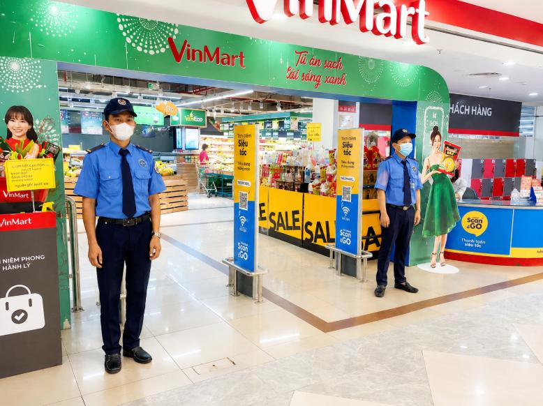Nhân viên bảo vệ phải đảm bảo an ninh cho cửa hàng