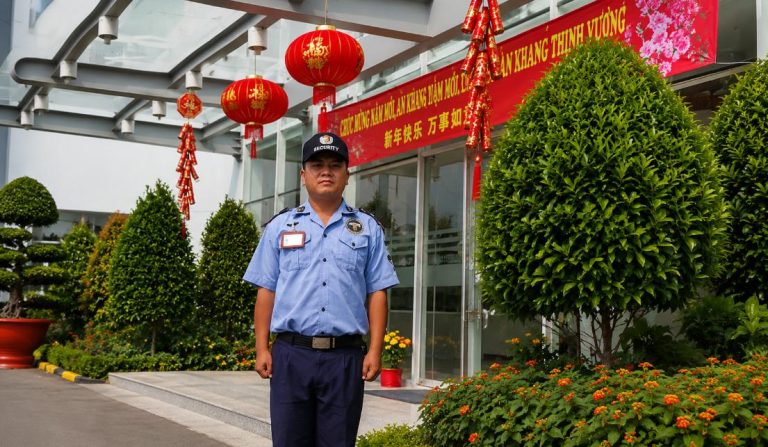 Dịch vụ bảo vệ ngày Tết