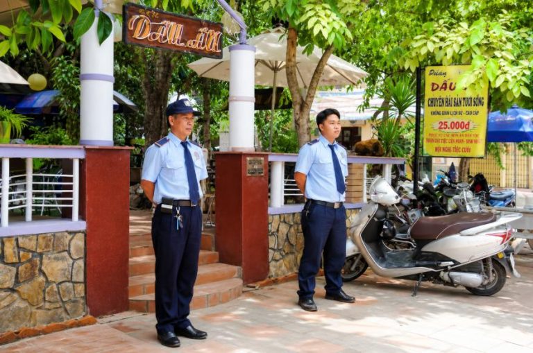 Dịch vụ bảo vệ quán cafe