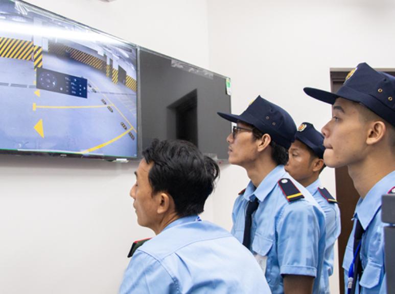 Nhân viên bảo vệ liên tục giám sát đảm bảo an toàn 